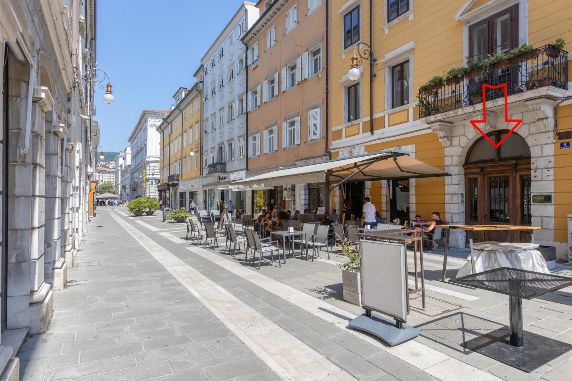Elegante Rifugio D'Annunzio Con Parcheggio A Trieste Exterior photo